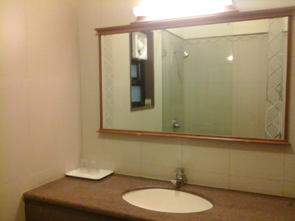 Khimji Bhagwandas Arogyabhavan Hotel Nashik Phòng bức ảnh